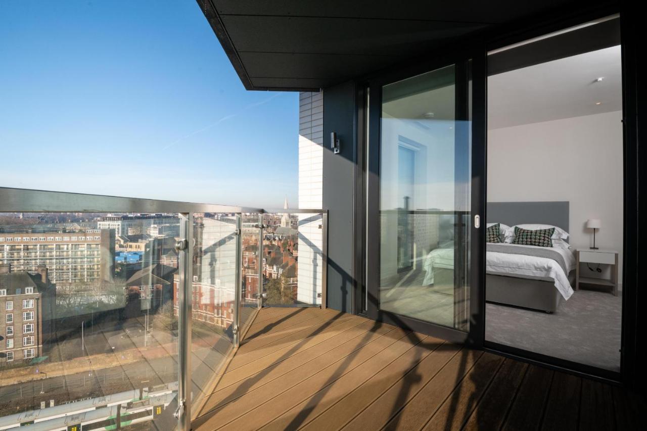 Modern Family Home Close To Victoria Station By Underthedoormat Londýn Exteriér fotografie