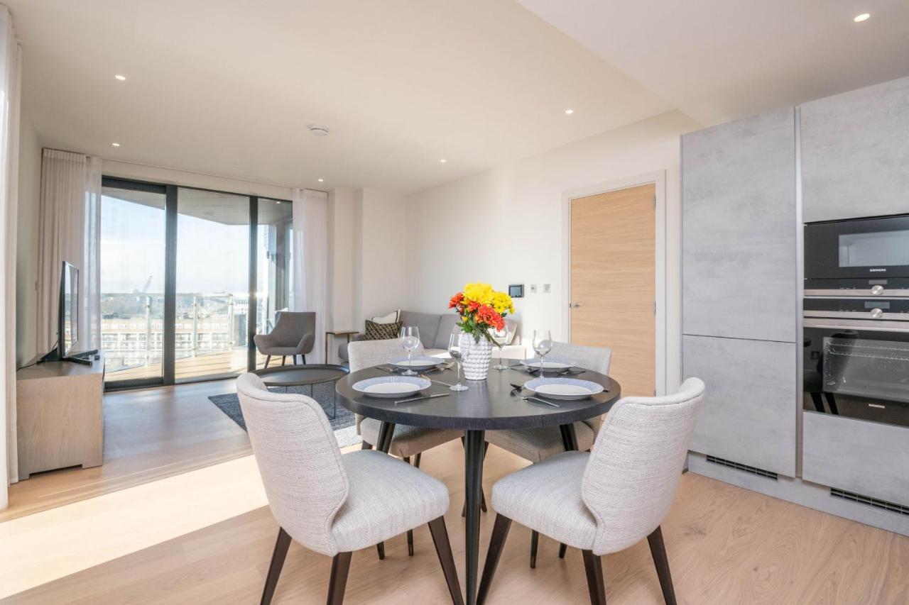 Modern Family Home Close To Victoria Station By Underthedoormat Londýn Exteriér fotografie